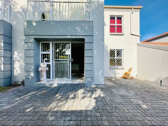 To Let 2 Bedroom Property for Rent in Vermont Western Cape